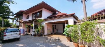 Wonderful 4 Bedrooms House for Sale