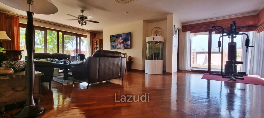 Wonderful 4 Bedrooms House for Sale
