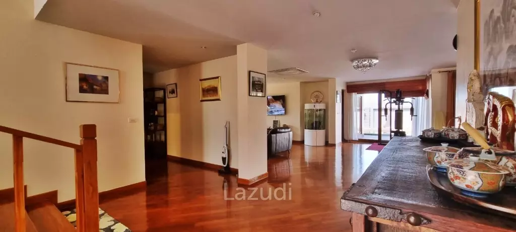 Wonderful 4 Bedrooms House for Sale