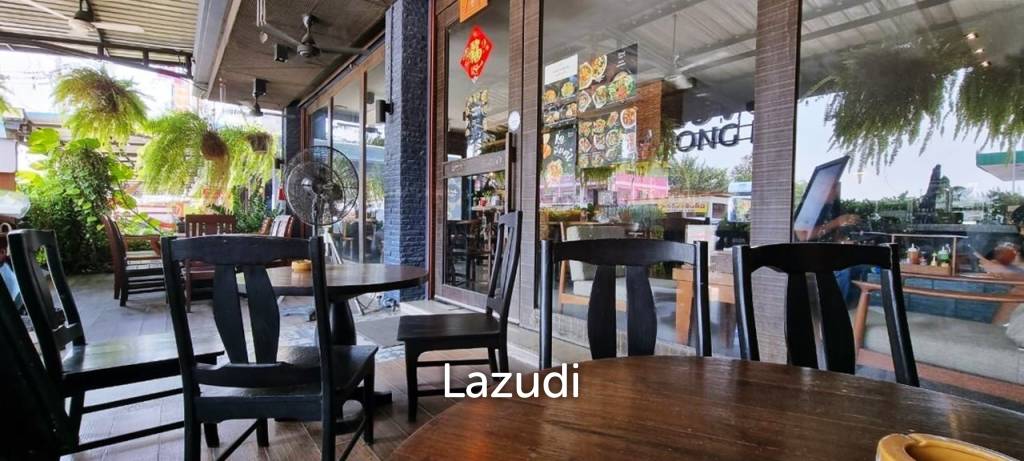 4 Buildings with business for Sale