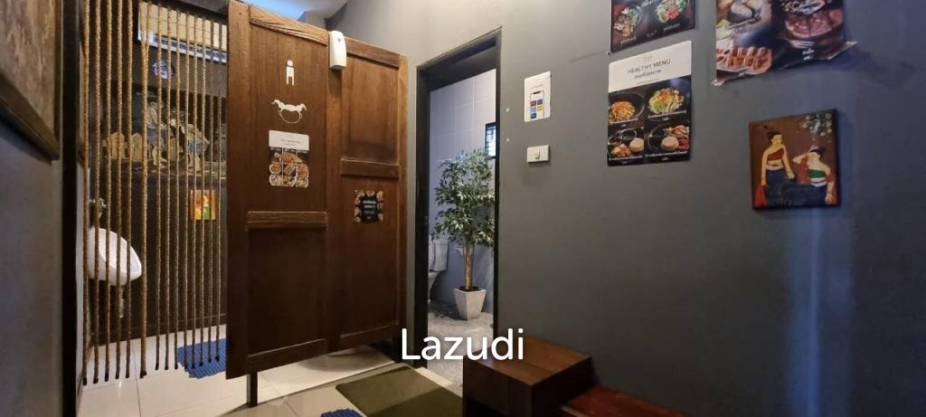 4 Buildings with business for Sale