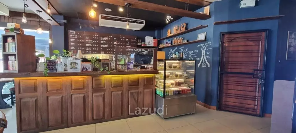 4 Buildings with business for Sale