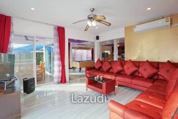 7 Bedrooms House for Rent in Jomtien