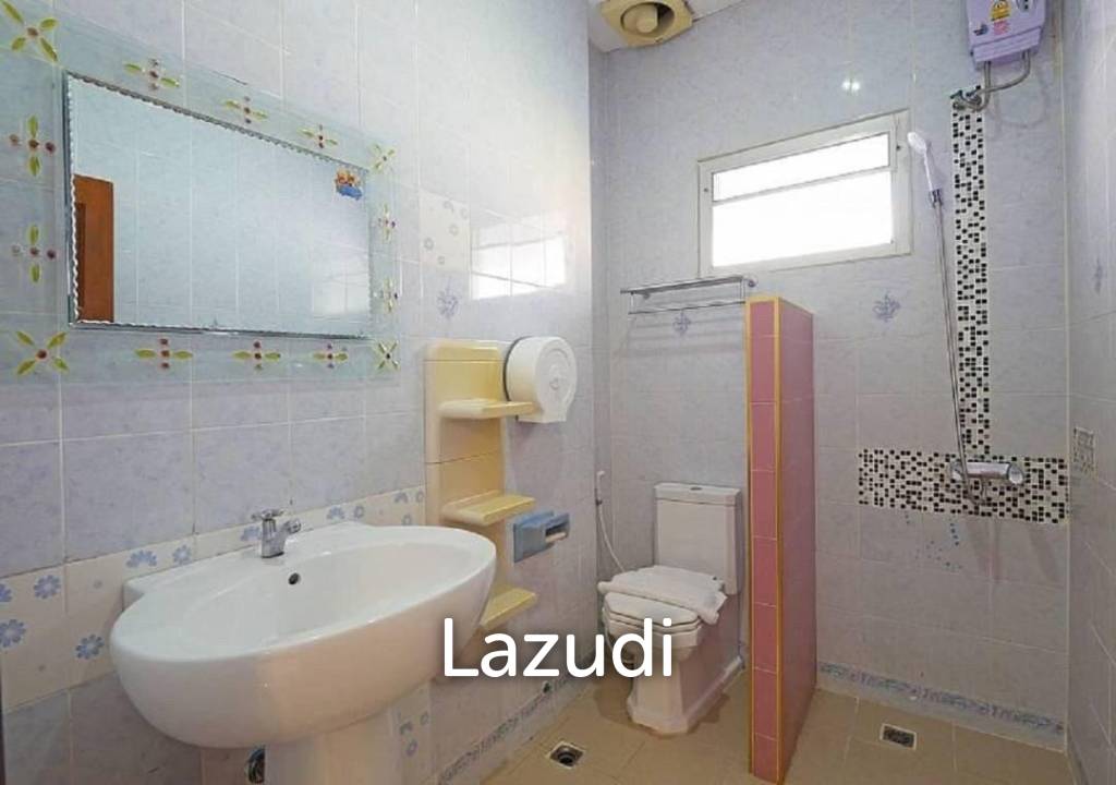7 Bedrooms House for Rent in Jomtien