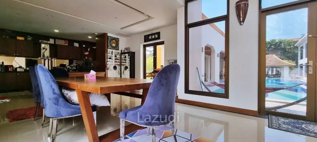 8 Beds 8 Baths 750 SQ.M. Phutara Villa Pattaya