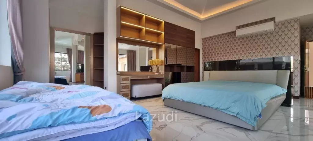 8 Beds 8 Baths 750 SQ.M. Phutara Villa Pattaya