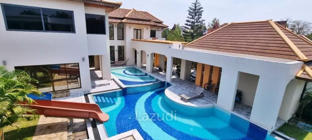 8 Beds 8 Baths 750 SQ.M. Phutara Villa Pattaya