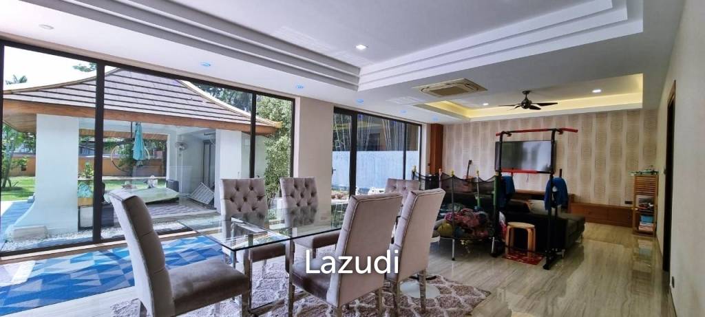 8 Beds 8 Baths 750 SQ.M. Phutara Villa Pattaya