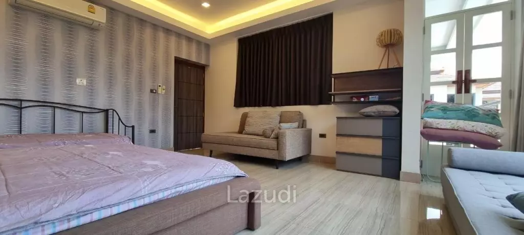 8 Beds 8 Baths 750 SQ.M. Phutara Villa Pattaya