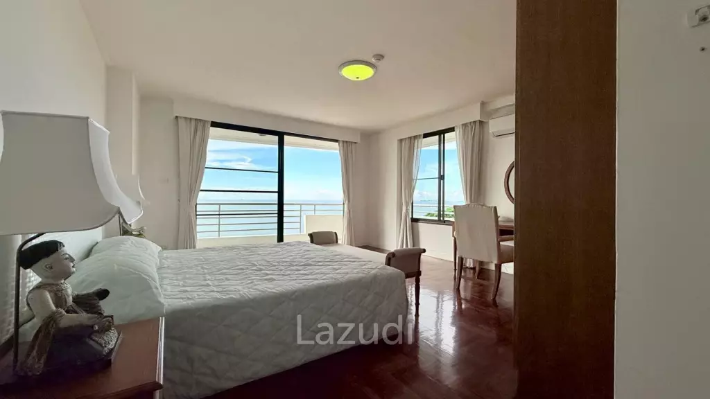 3 Bedrooms 3 bathrooms 266 SQ.M. Royal Cliff Garden