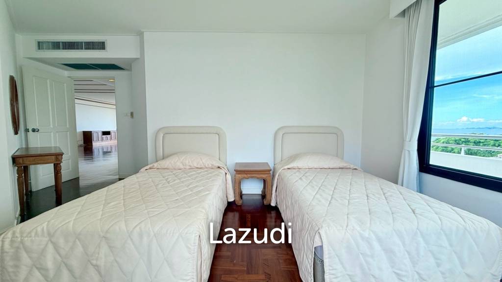 3 Bedrooms 3 bathrooms 266 SQ.M. Royal Cliff Garden
