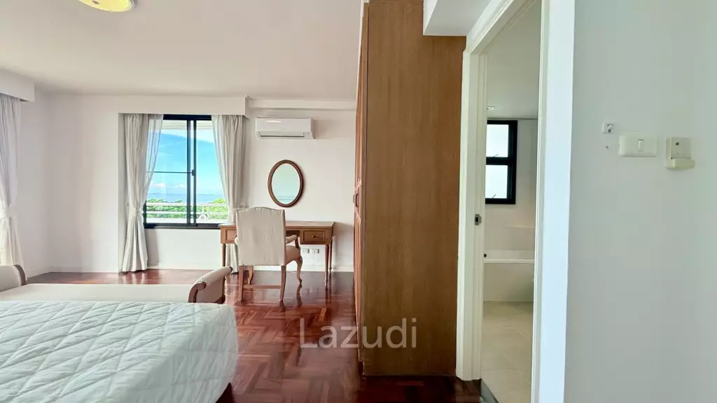 3 Bedrooms 3 bathrooms 266 SQ.M. Royal Cliff Garden