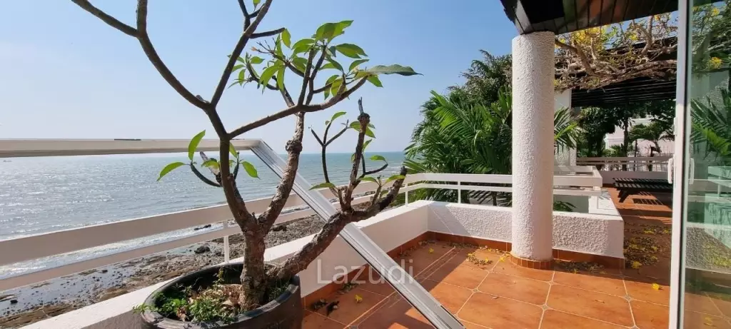 3 Bed 311 SQ.M Beachfront House at Baan Rimpha