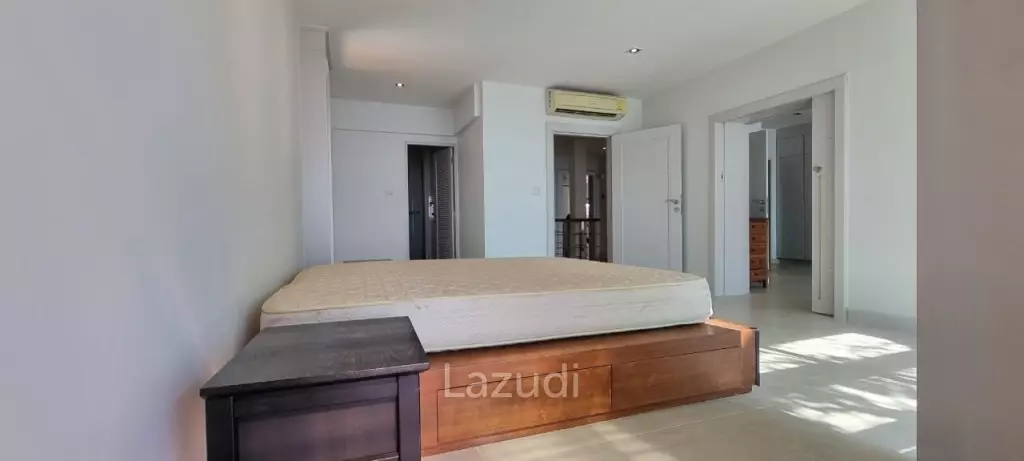 3 Bed 311 SQ.M Beachfront House at Baan Rimpha