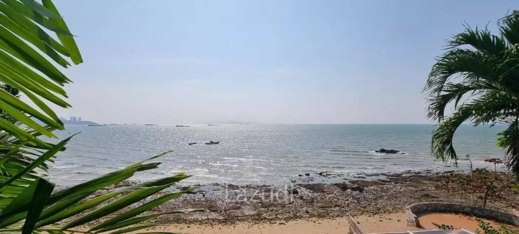 3 Bed 311 SQ.M Beachfront House at Baan Rimpha
