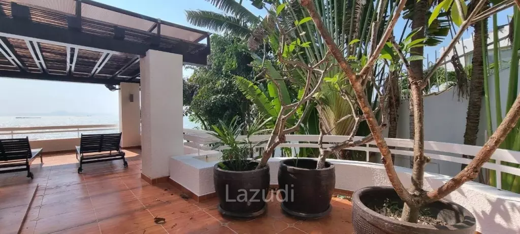 3 Bed 311 SQ.M Beachfront House at Baan Rimpha