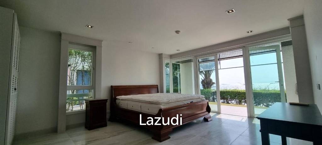 3 Bed 311 SQ.M Beachfront House at Baan Rimpha
