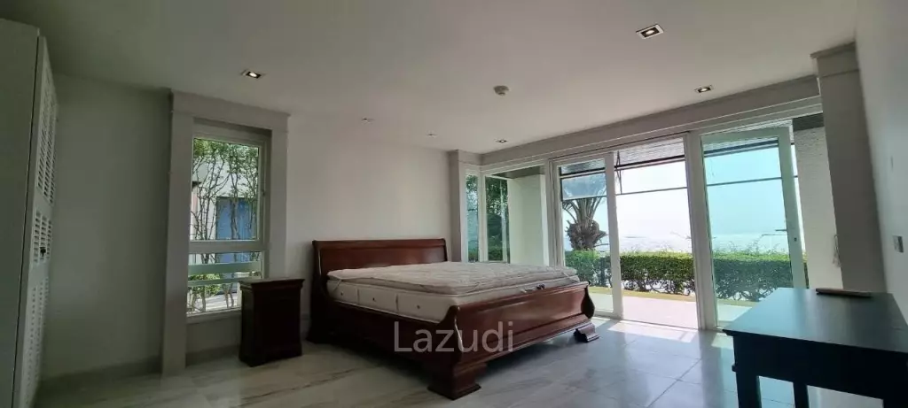 3 Bed 311 SQ.M Beachfront House at Baan Rimpha