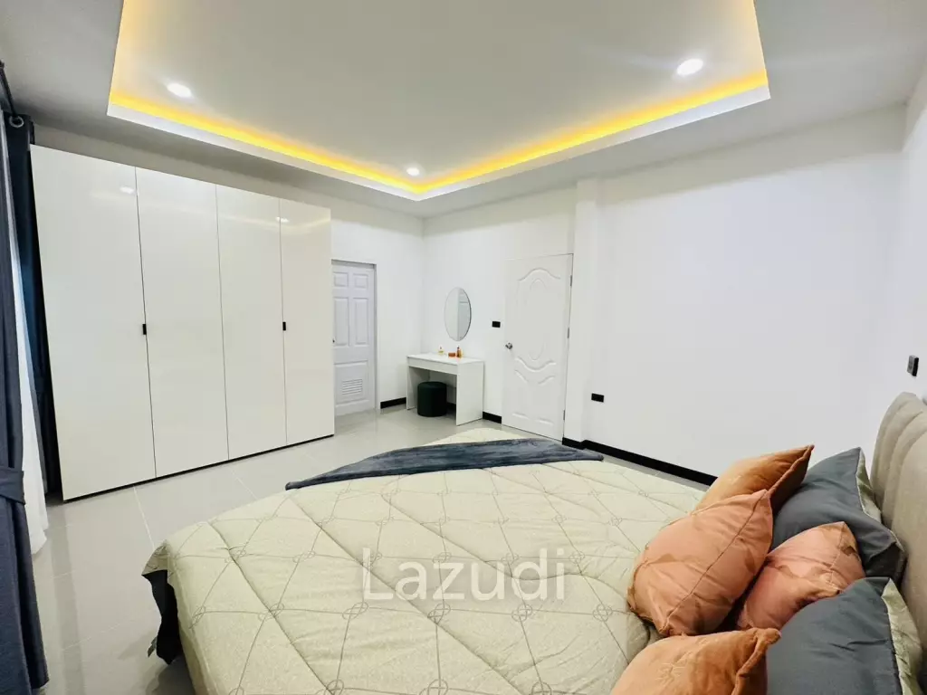 Modern 4 Bedrooms House for Sale
