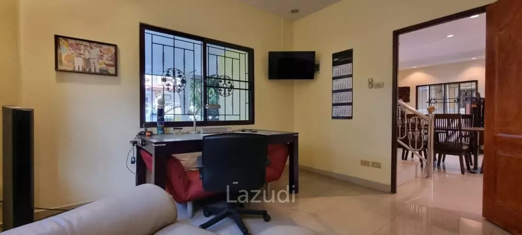 4 Beds House for Sale in East Pattaya