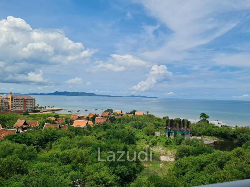 1 Bed 1 Bath 38 SQ.M  The Riviera Monaco Pattaya