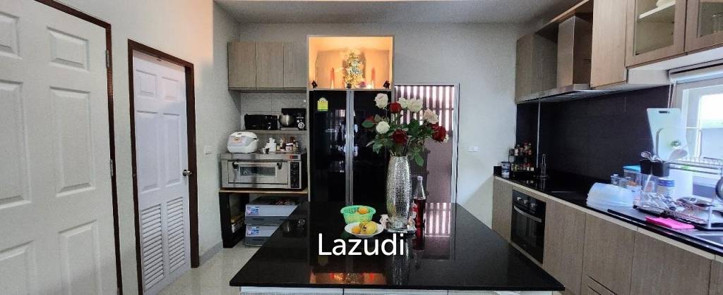 3Bedrooms House with Pool for Sale