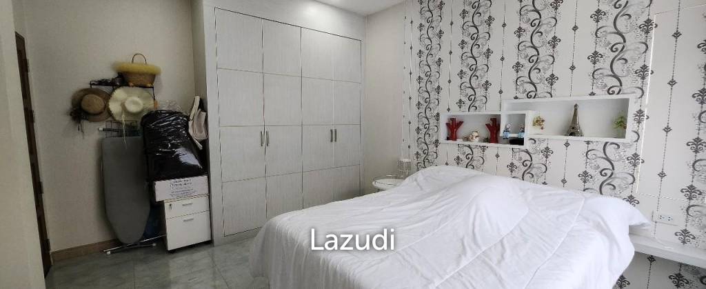 3Bedrooms House with Pool for Sale