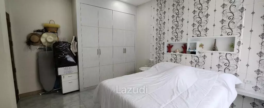 3Bedrooms House with Pool for Sale