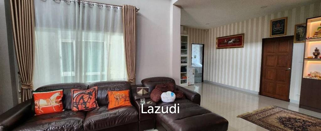 3Bedrooms House with Pool for Sale