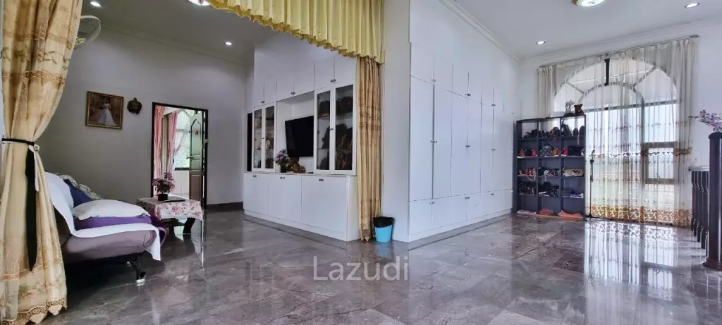 Mabprachan 6 Bedrooms House for Sale