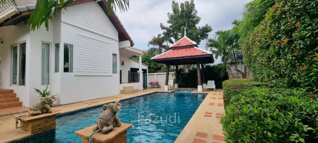 3 Beds 3 Baths 230 SQ.M. Villa for Rent in East Pattaya