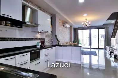 ขาย บ้านเดี่ยว 3 ชั้น ในนาจอมเทียน