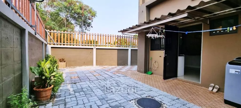 168 SQ.M 3 Bed 3 Storey House in Na Jomtien