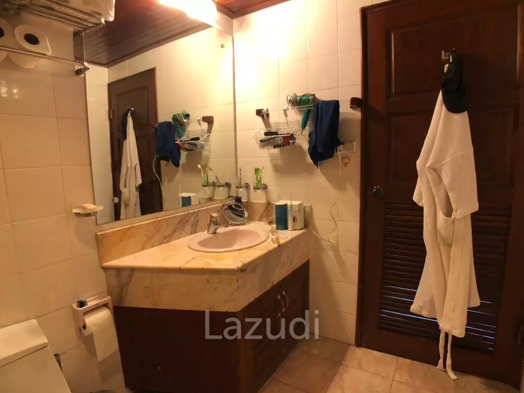 Park Beach Condo for Sale in Naklua