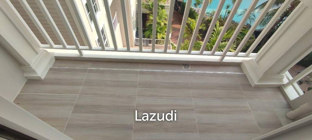 1 Bed 1 Bath 36.8 SQ.M Grand Florida Beachfront