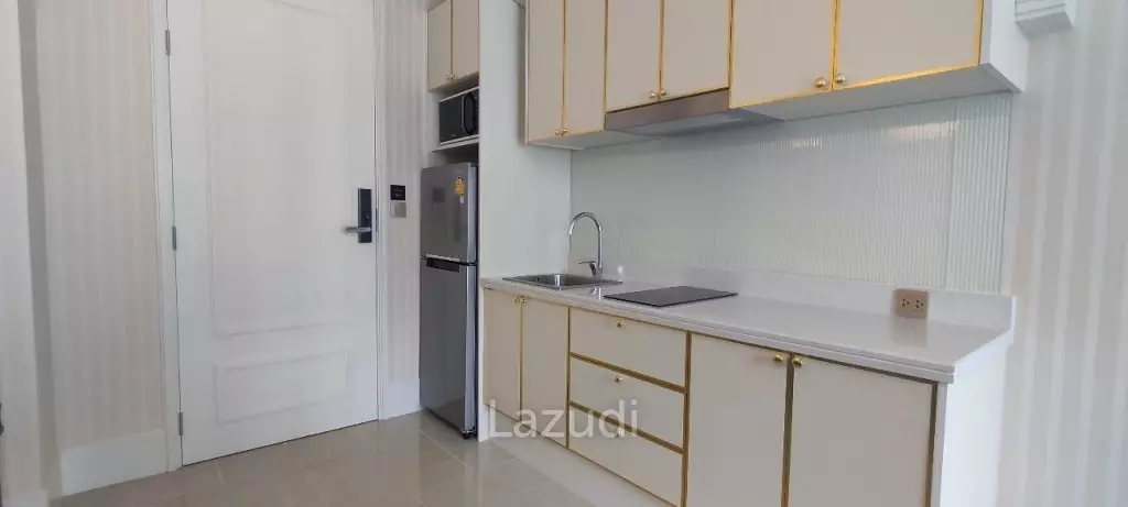 1 Bed 1 Bath 36.8 SQ.M Grand Florida Beachfront