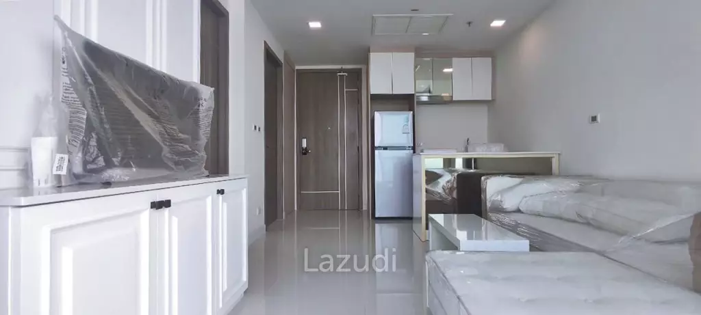 1 Bed 1 Bath 41 SQ.M Del Mare Pattaya Condo
