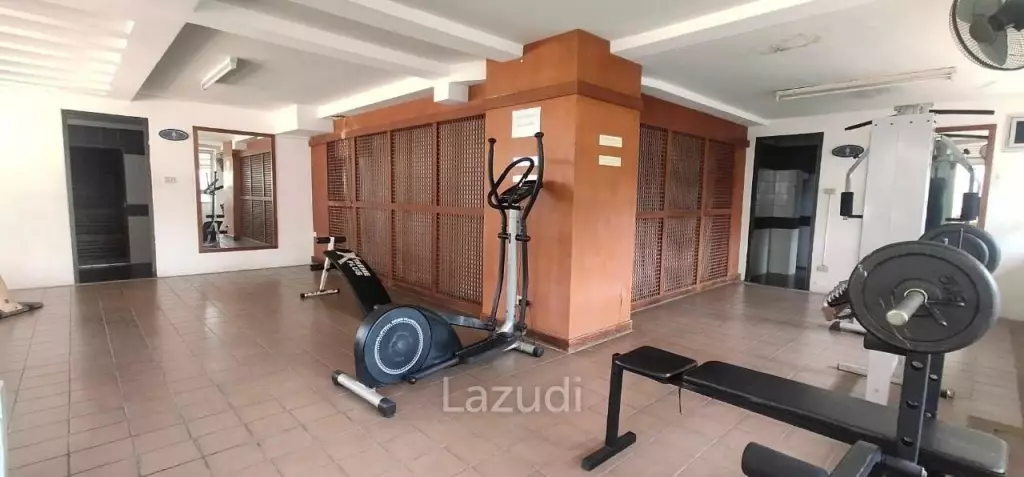 2 Bed 2 Bath 100 SQ.M Sriracha Bay View Condo