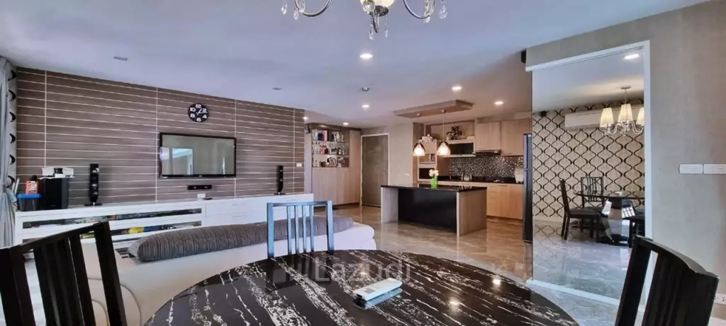 3 Bed 2 Bath 100 SQ.M The Urban Condo