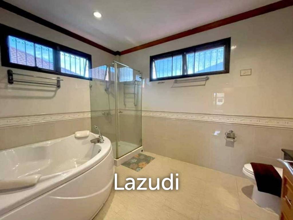 House with Swimming Pool for Sale