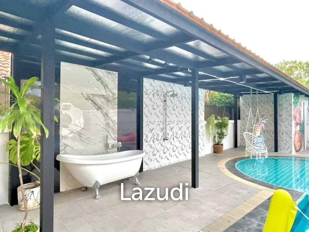 House with Swimming Pool for Sale