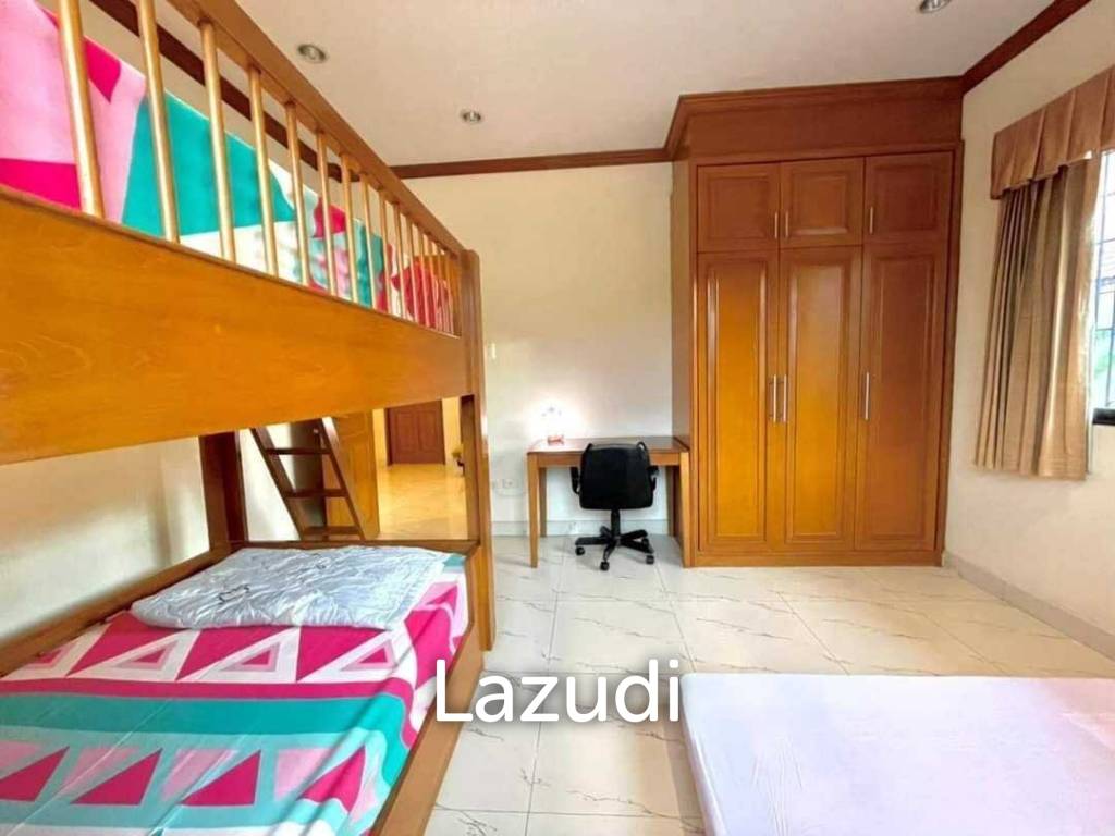 House with Swimming Pool for Sale