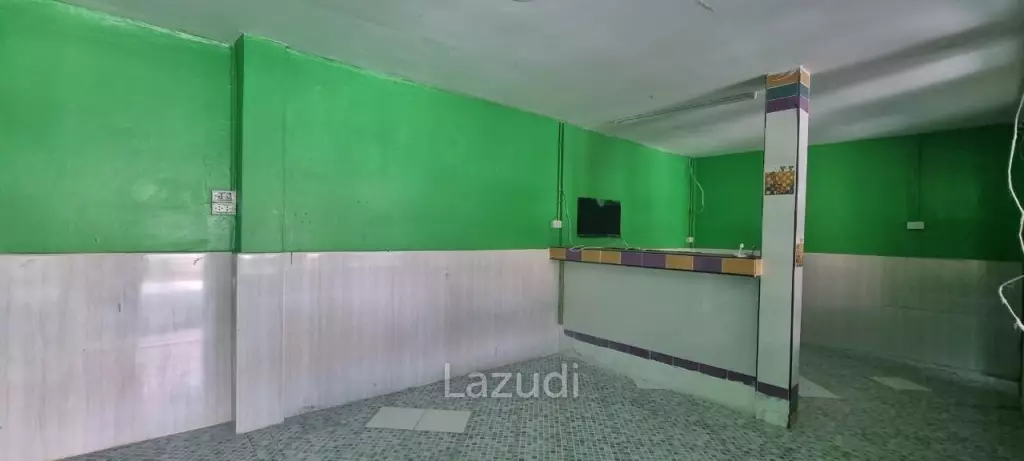 3-Storey House for Sale in Thappraya