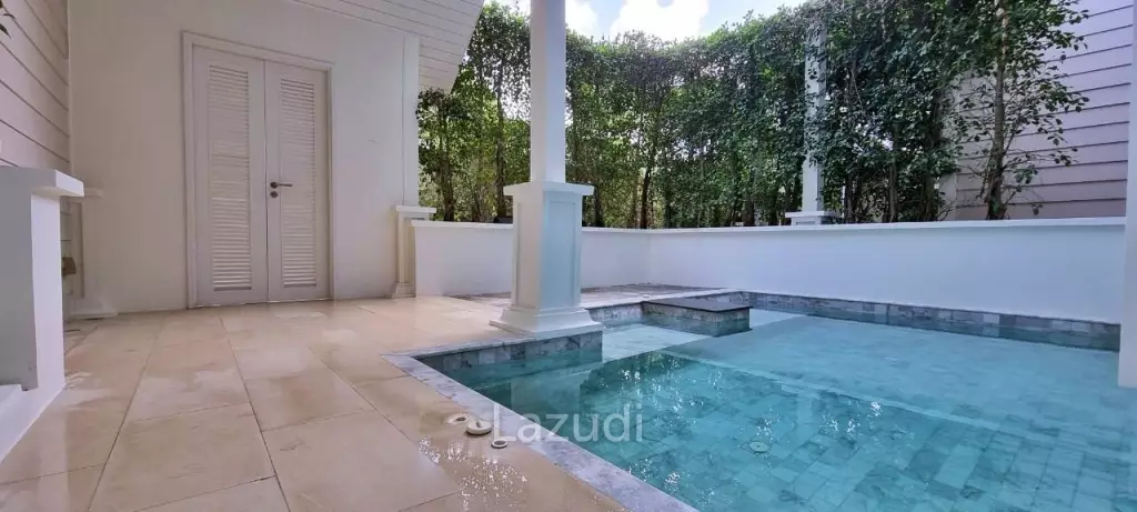 1 Bed 67 SQ.M Grand Florida Beachfront