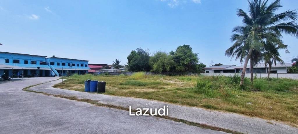 Apartment Building and Land for Sale