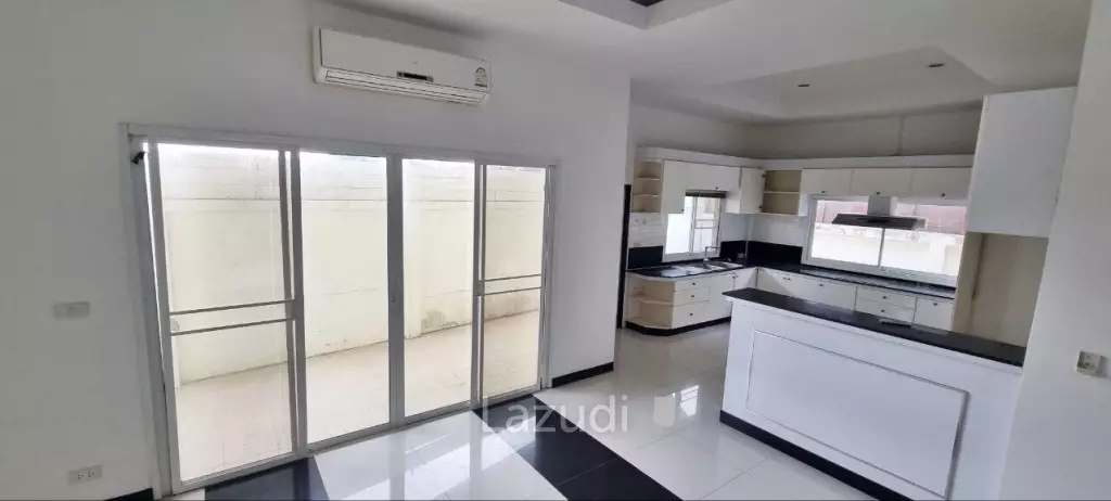 Huay Yai Unfurnished House for Sale