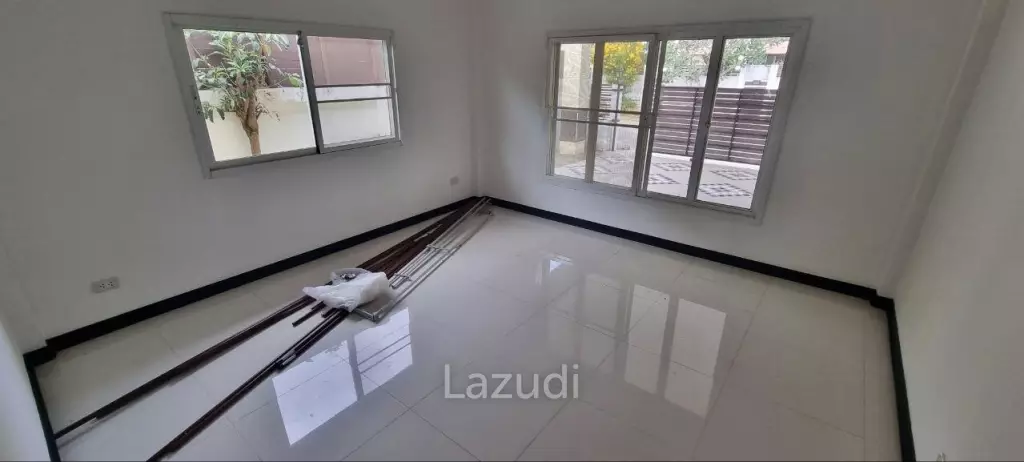 Huay Yai Unfurnished House for Sale
