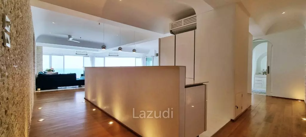 2 Bed 2 Bath 199 SQ.M Metro Jomtien Condotel