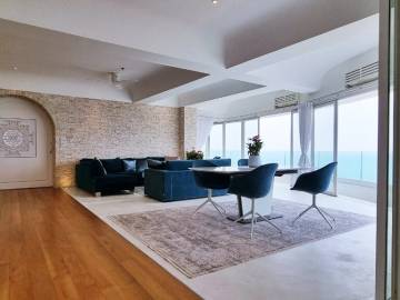 Exclusive Unit for Sale in Metro Jomtien