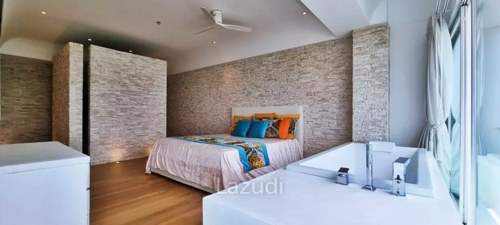 2 Bed 2 Bath 199 SQ.M Metro Jomtien Condotel